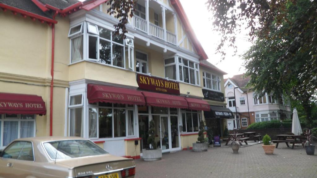 Skyways Hotel Slough Exterior photo
